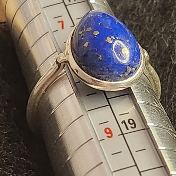 Lapis Lazuli tear drop and sterling silver ring size 8 - Picture 5 of 5
